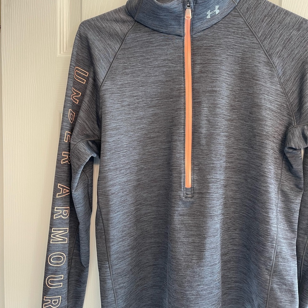 Under Armor pullover - Girls XL - Picture 4 of 6